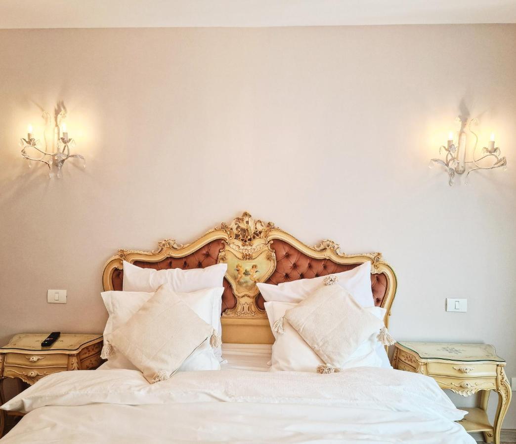 Amor Tirol Busteni (Adults Only) エクステリア 写真